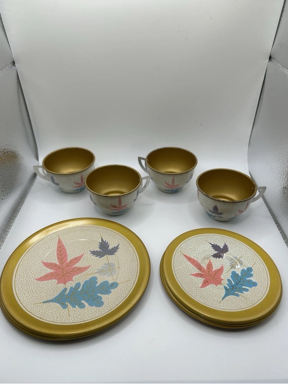 Ohio Art vintage child kids tea set